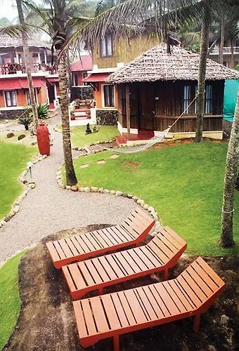 Krishnatheeram Ayur Holy Beach Resorts Varkala 3*,  India